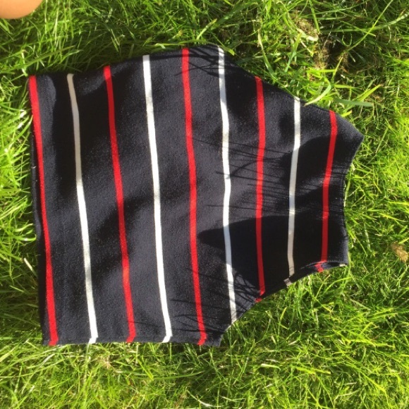 AMERICAN APPAREL CROP TOP🦋🌈💞☂️ - Picture 1 of 2